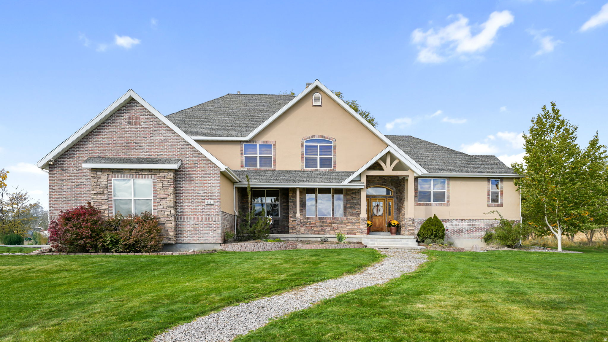 CEDAR PASS - Residential