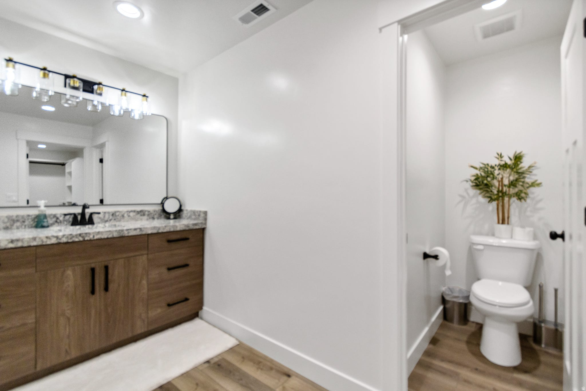 TOK DEVELOPMENT TOWN HOMES PHASE 3 - Residential