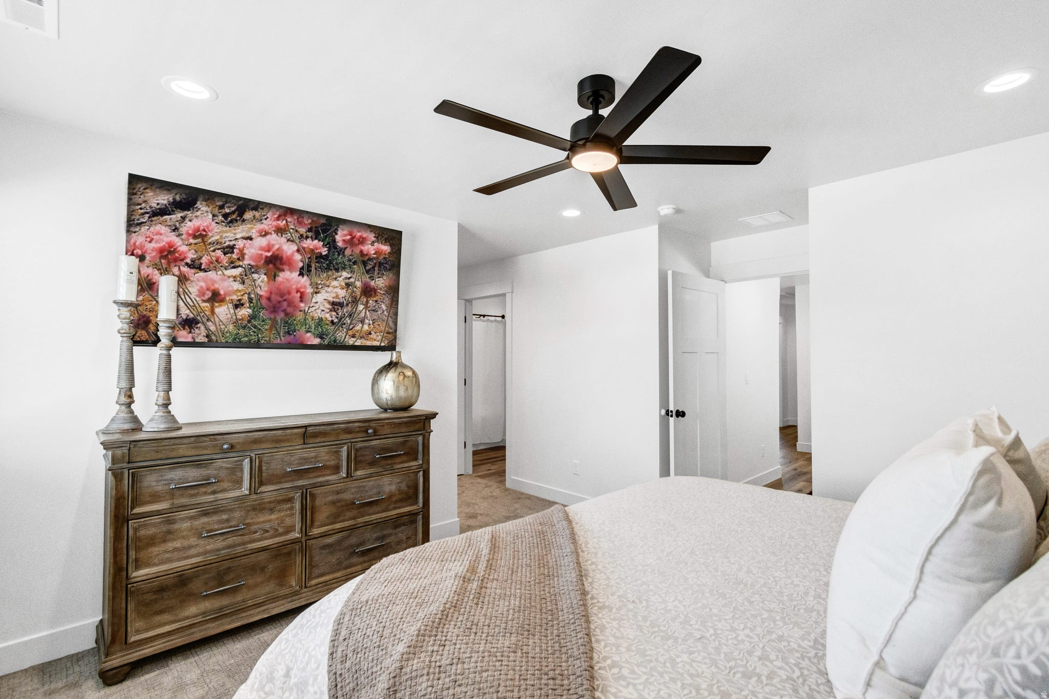 TOK DEVELOPMENT TOWN HOMES PHASE 3 - Residential