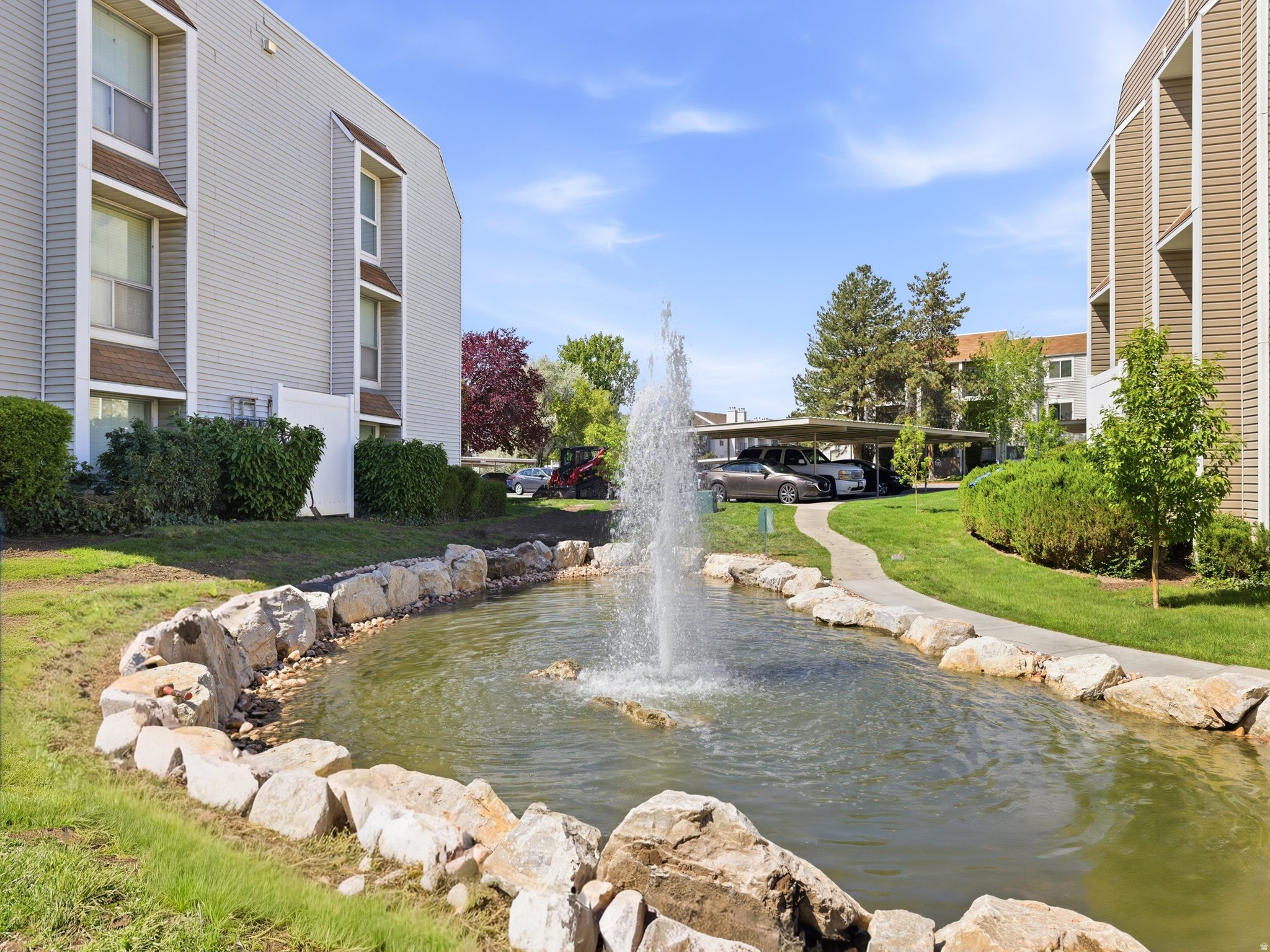 QUAILBROOK EAST - Residential