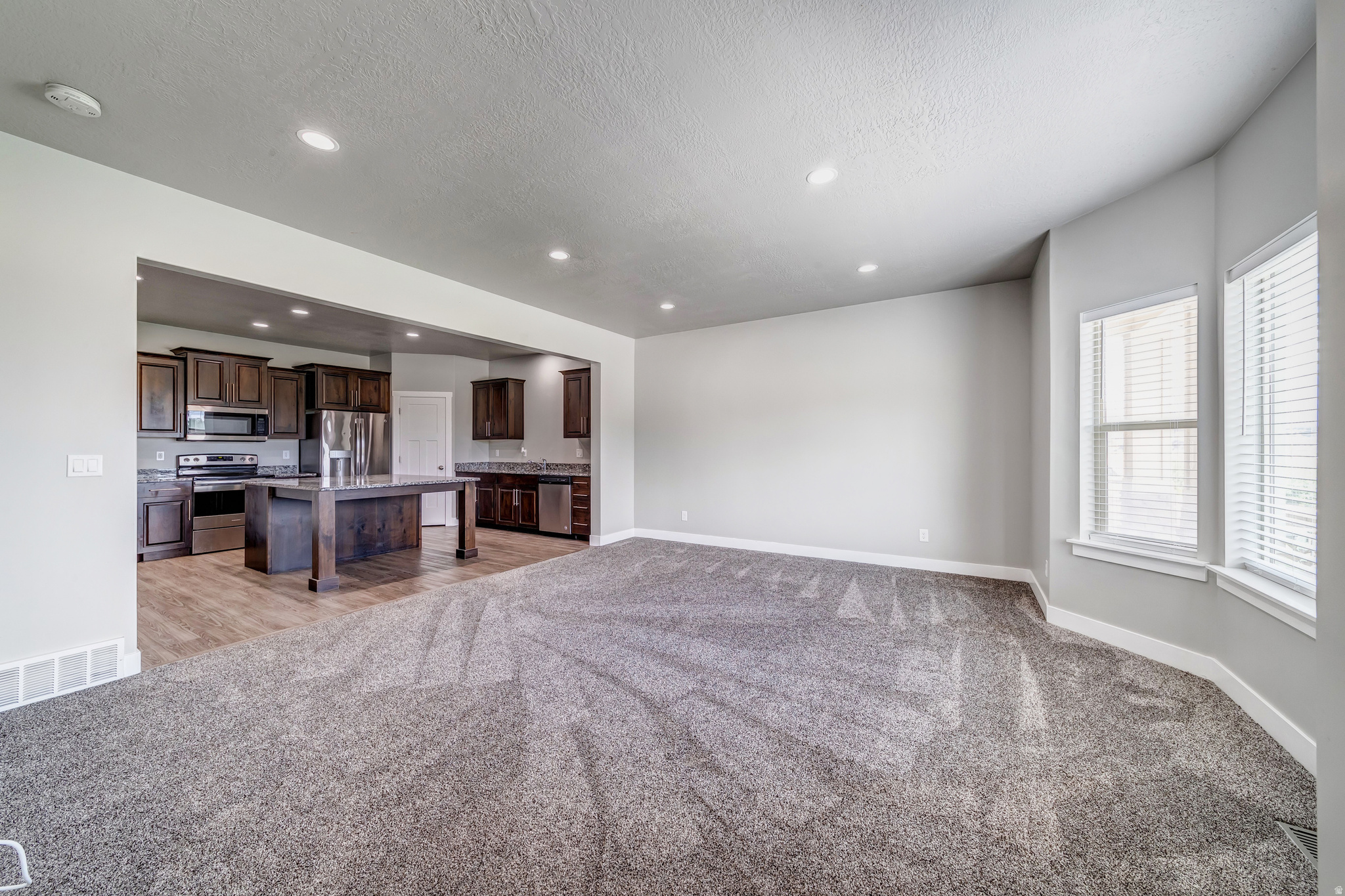 THE COVE - Residential