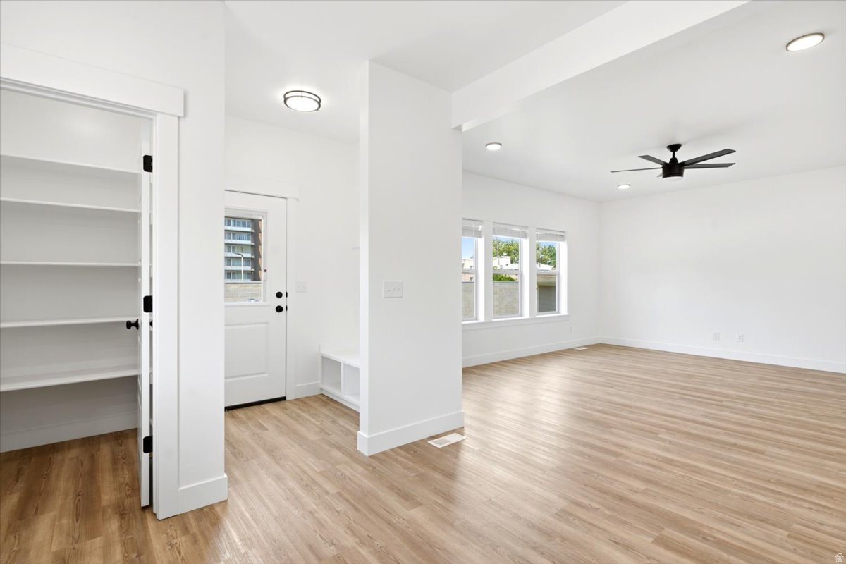 SYCAMORE COVE - Residential
