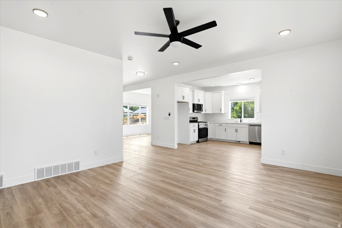SYCAMORE COVE - Residential