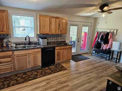 DUFF & HILTON MINOR - Residential