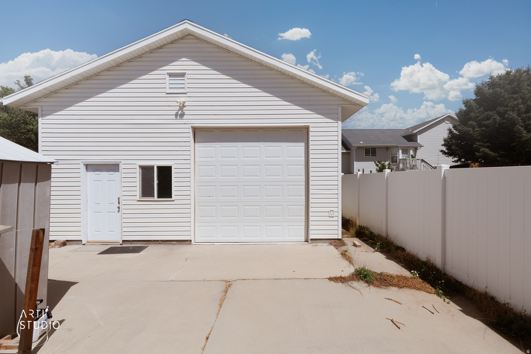 BARNES - Residential