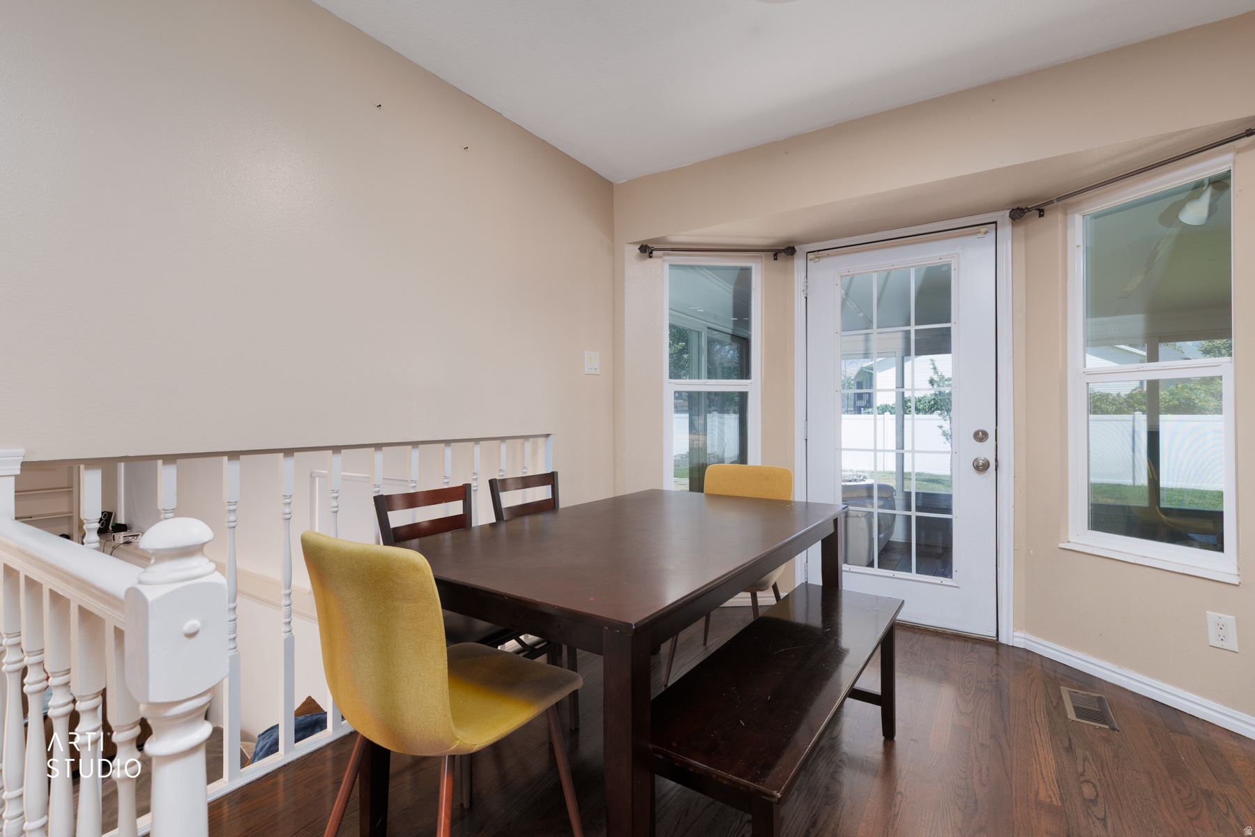 BARNES - Residential
