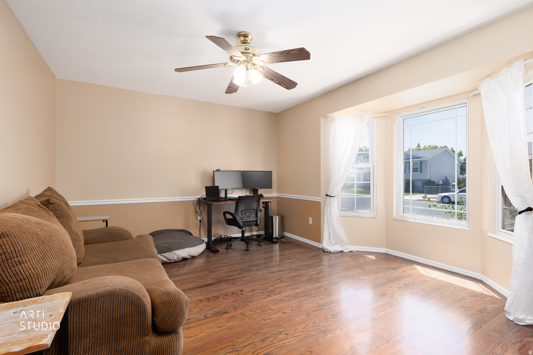 BARNES - Residential