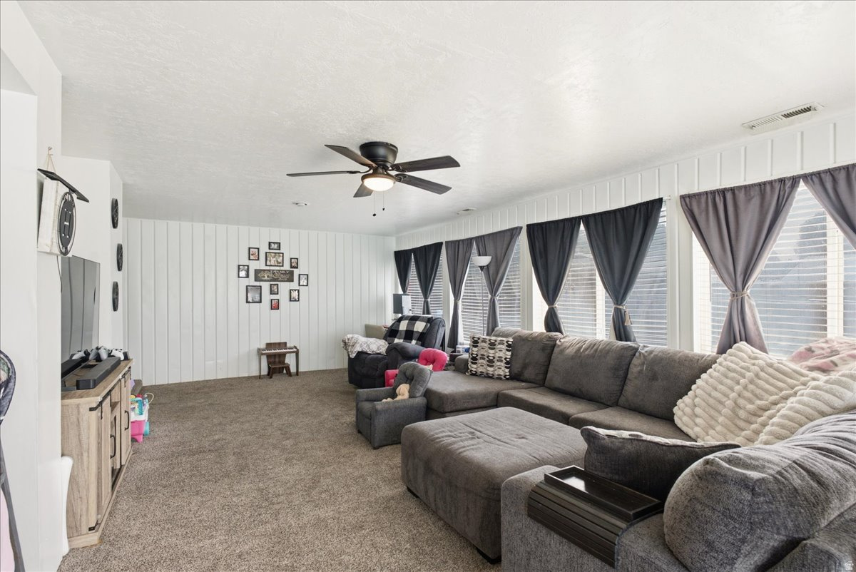 PIONEER SUB - Residential