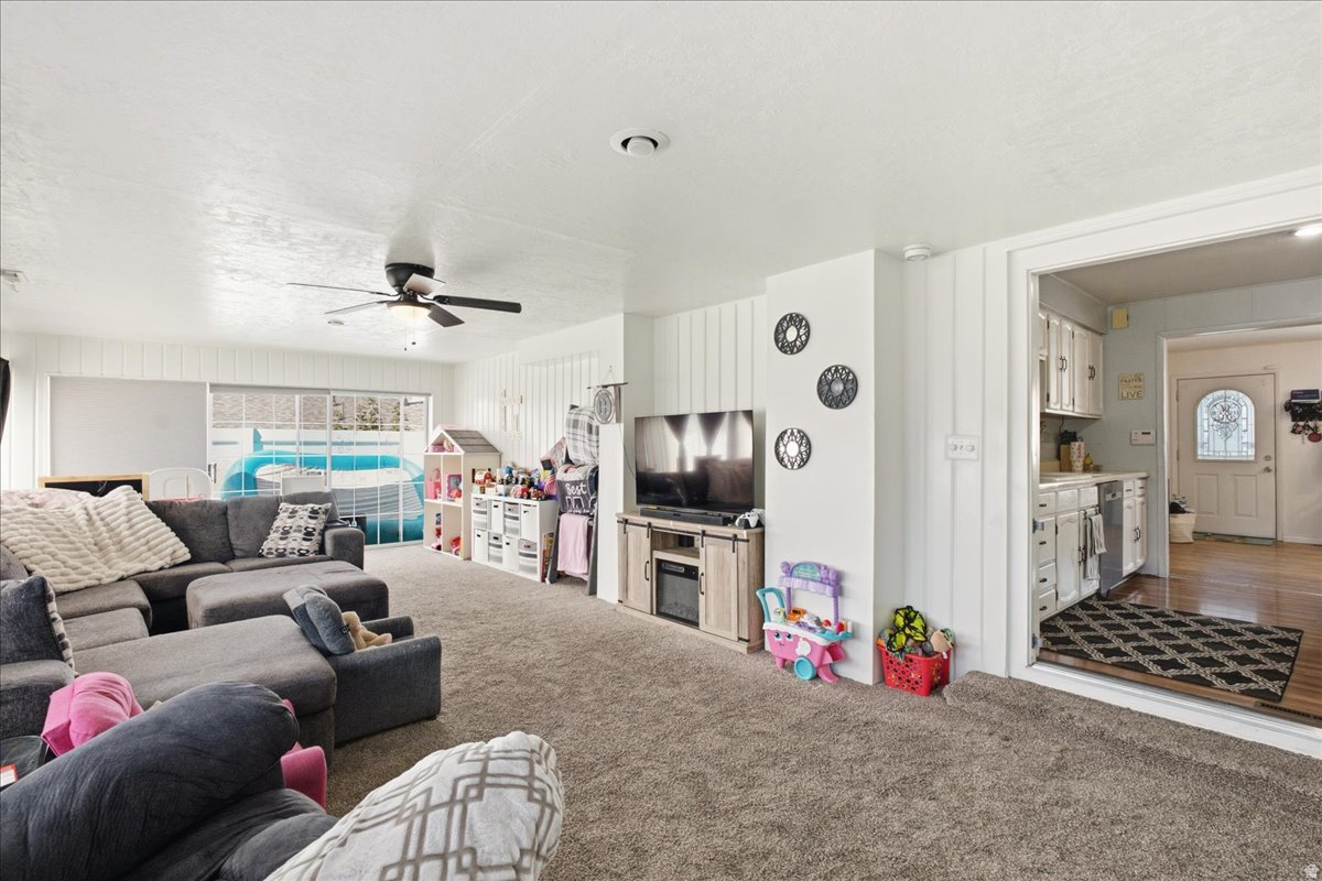 PIONEER SUB - Residential