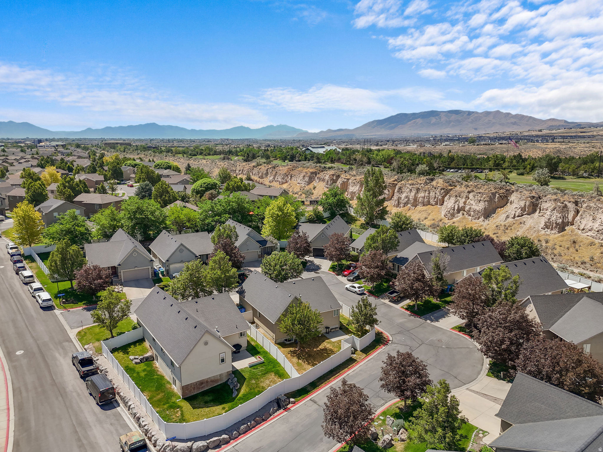 PILGRIMS LANDING - Residential