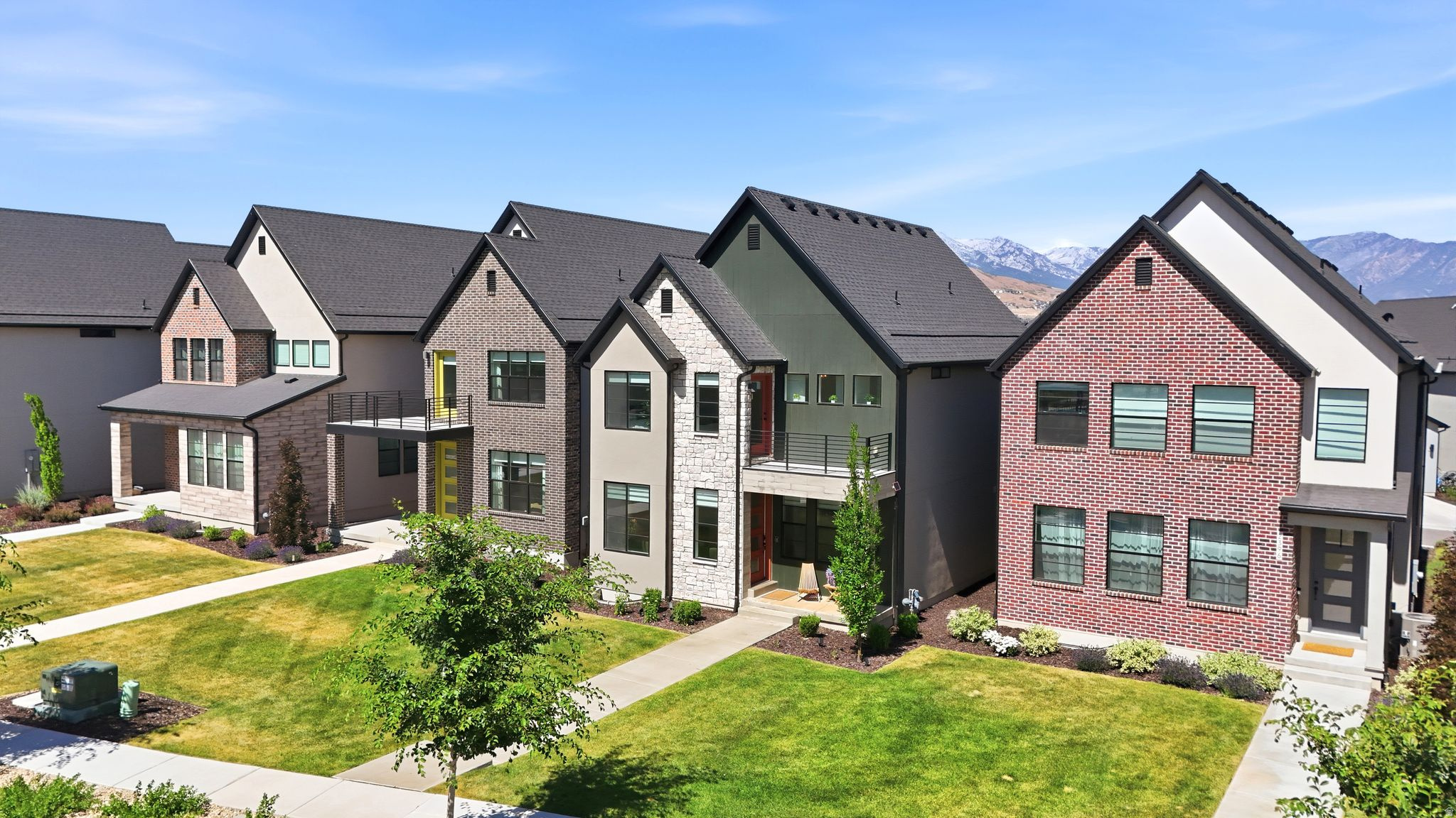 HOLBROOK SCANDIA CTG 3304 - Residential