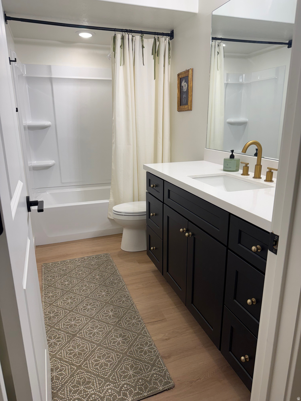 HOLBROOK SCANDIA CTG 3304 - Residential