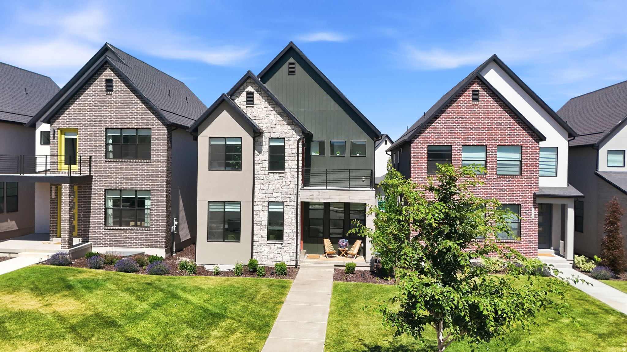HOLBROOK SCANDIA CTG 3304 - Residential