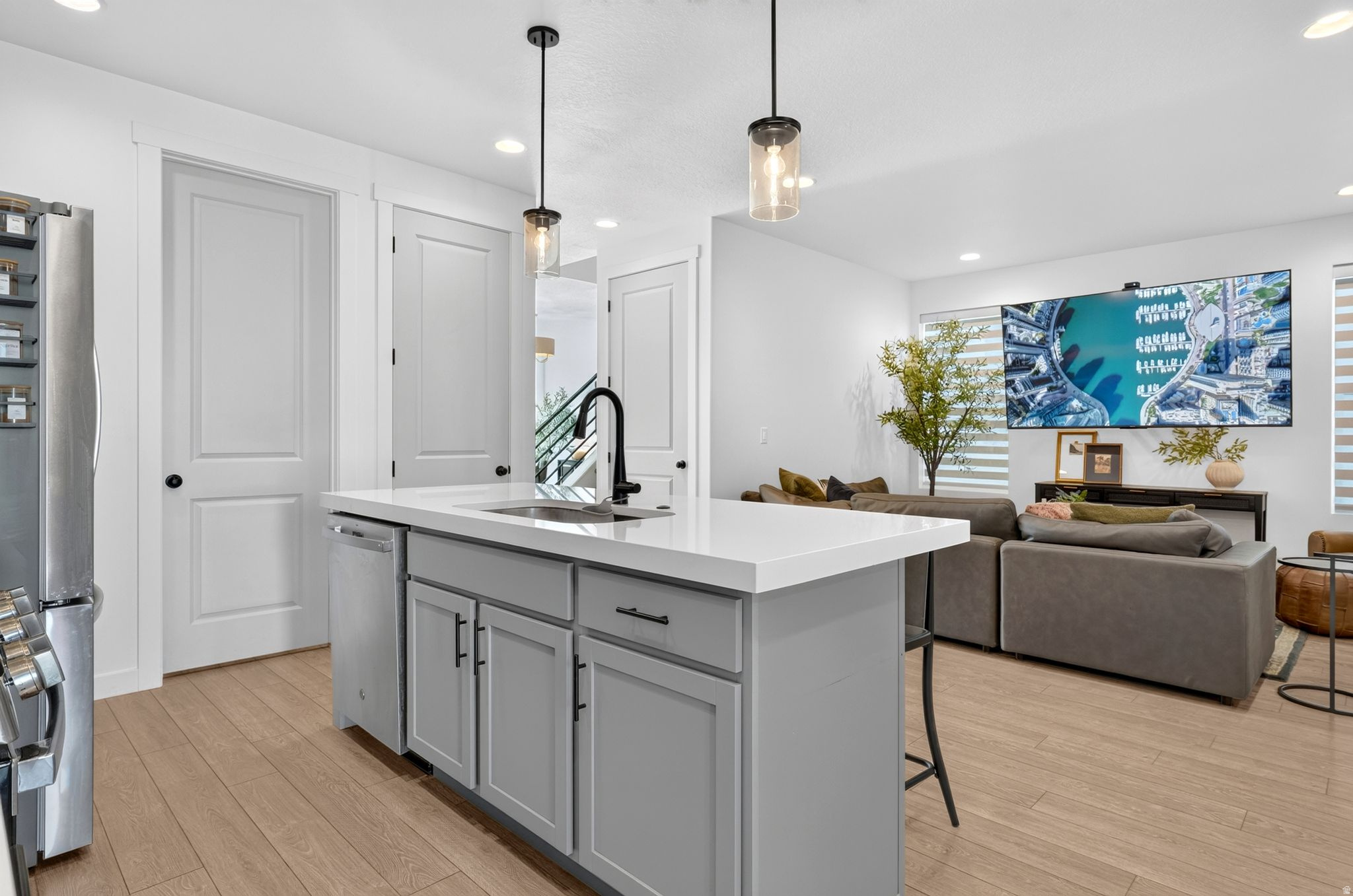 HOLBROOK SCANDIA CTG 3304 - Residential