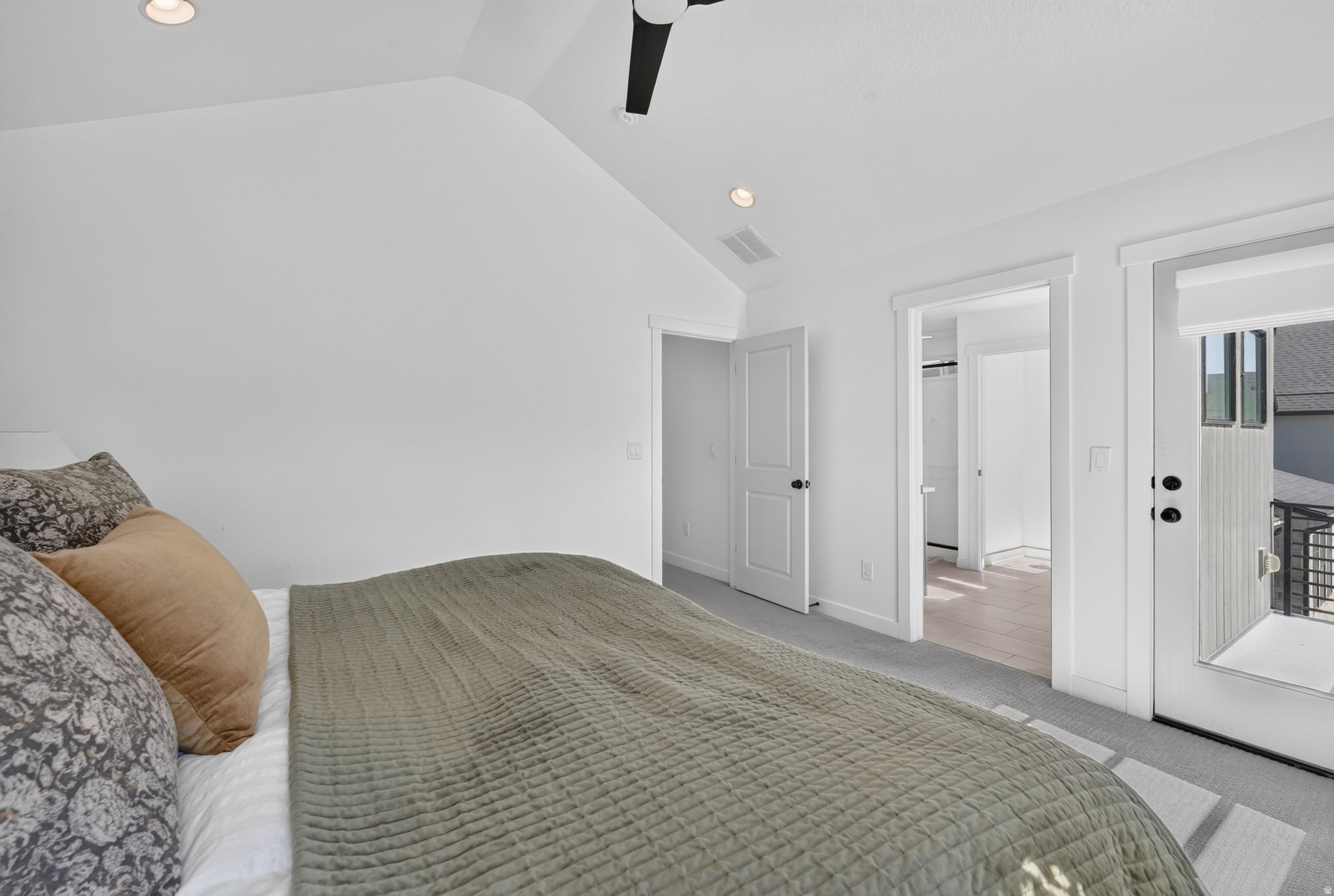HOLBROOK SCANDIA CTG 3304 - Residential