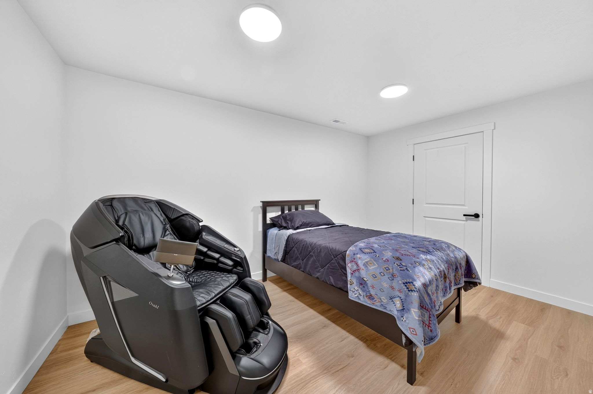 HOLBROOK SCANDIA CTG 3304 - Residential