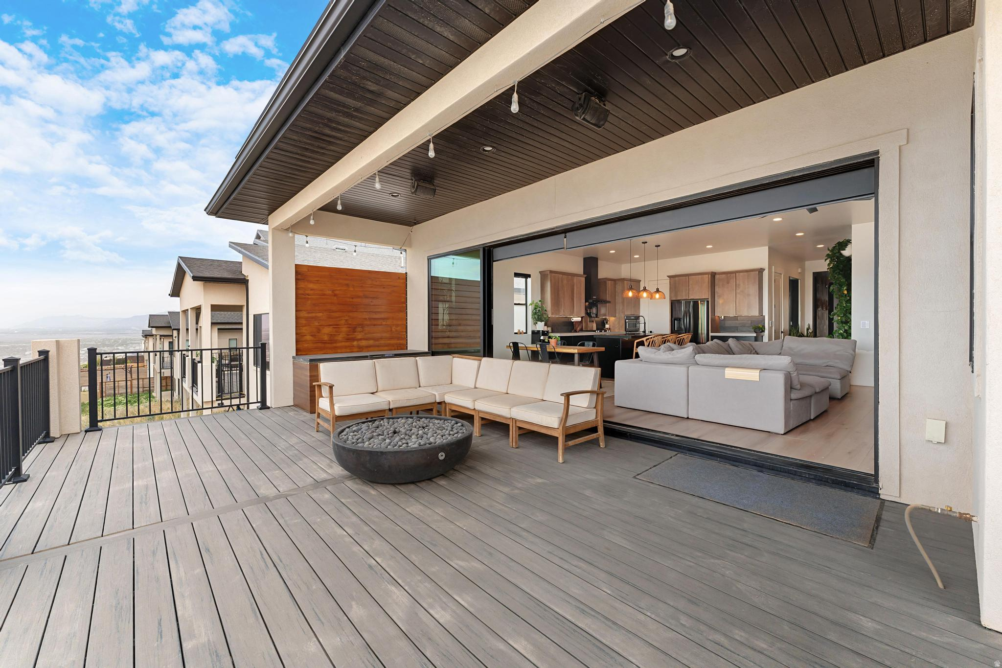 RIDGE SUB - Residential