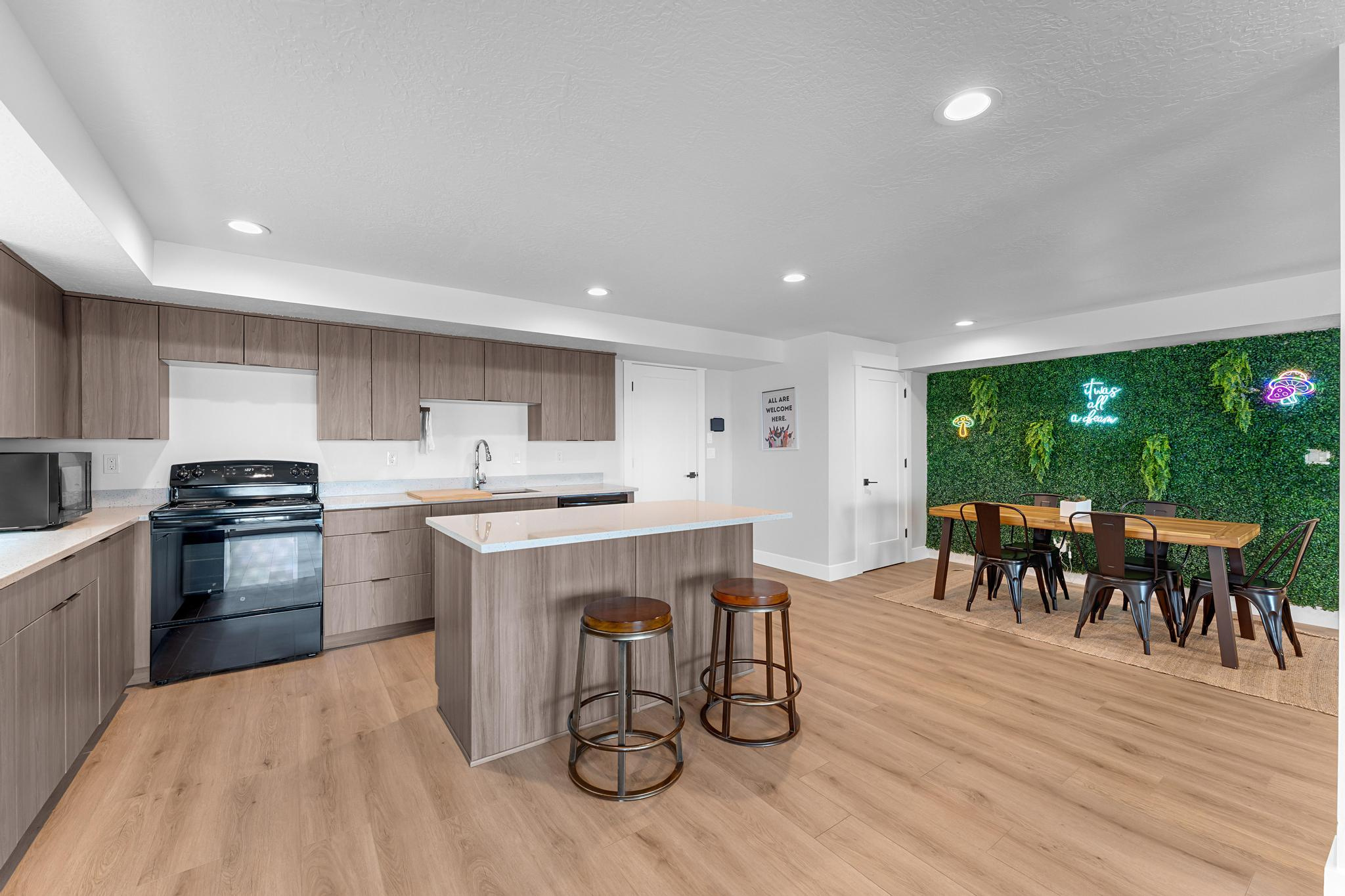 RIDGE SUB - Residential