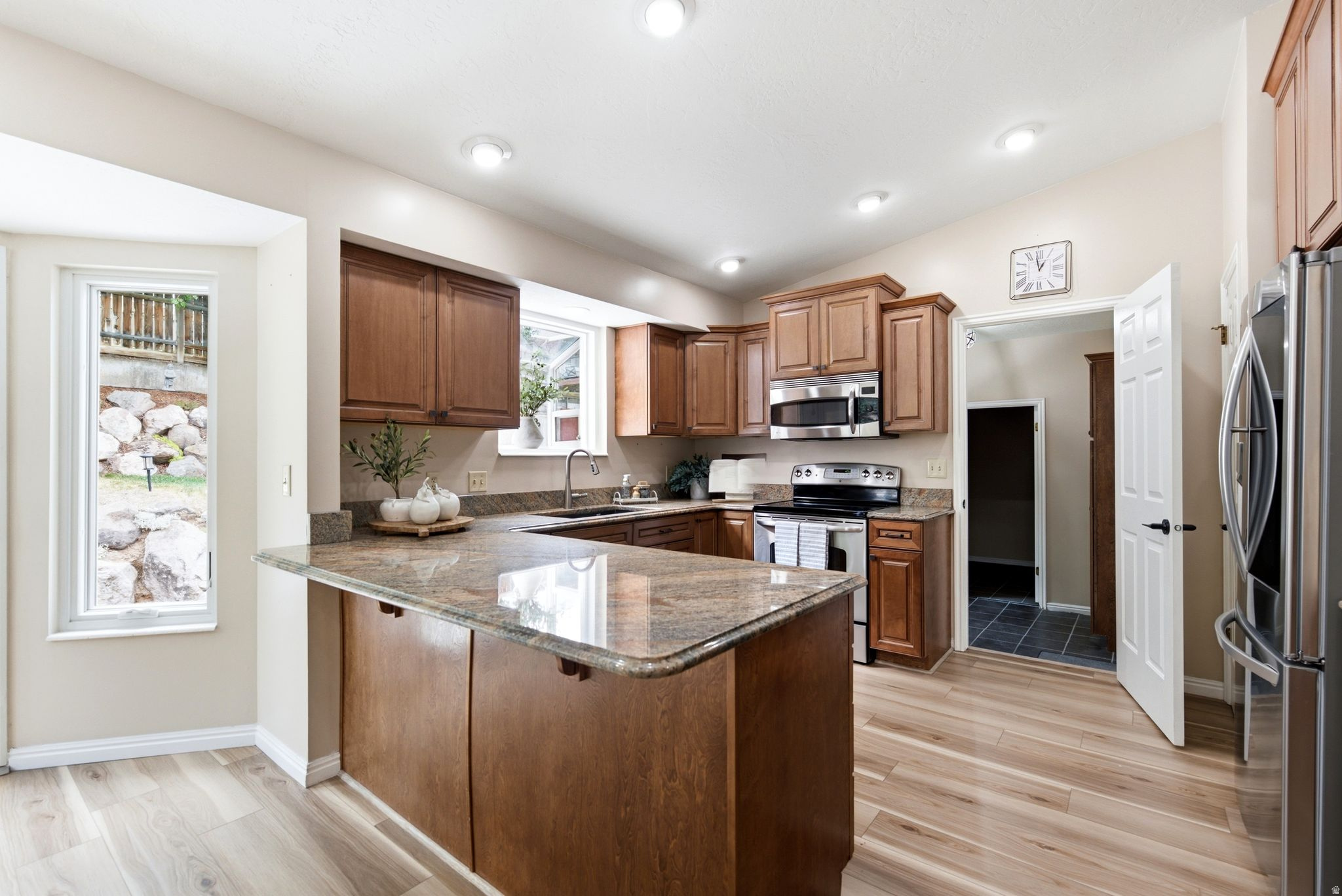 EASTRIDGE - Residential