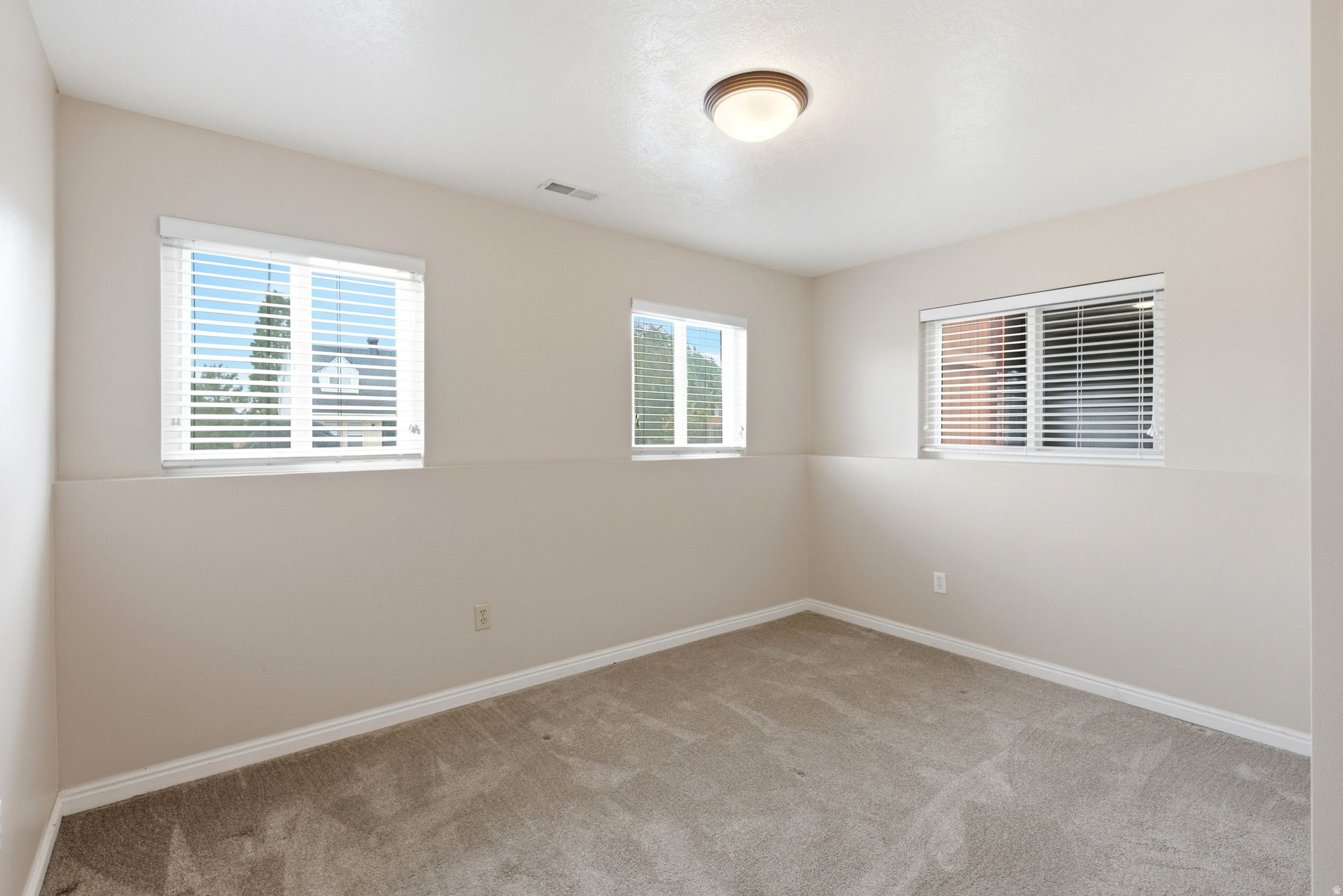 EASTRIDGE - Residential