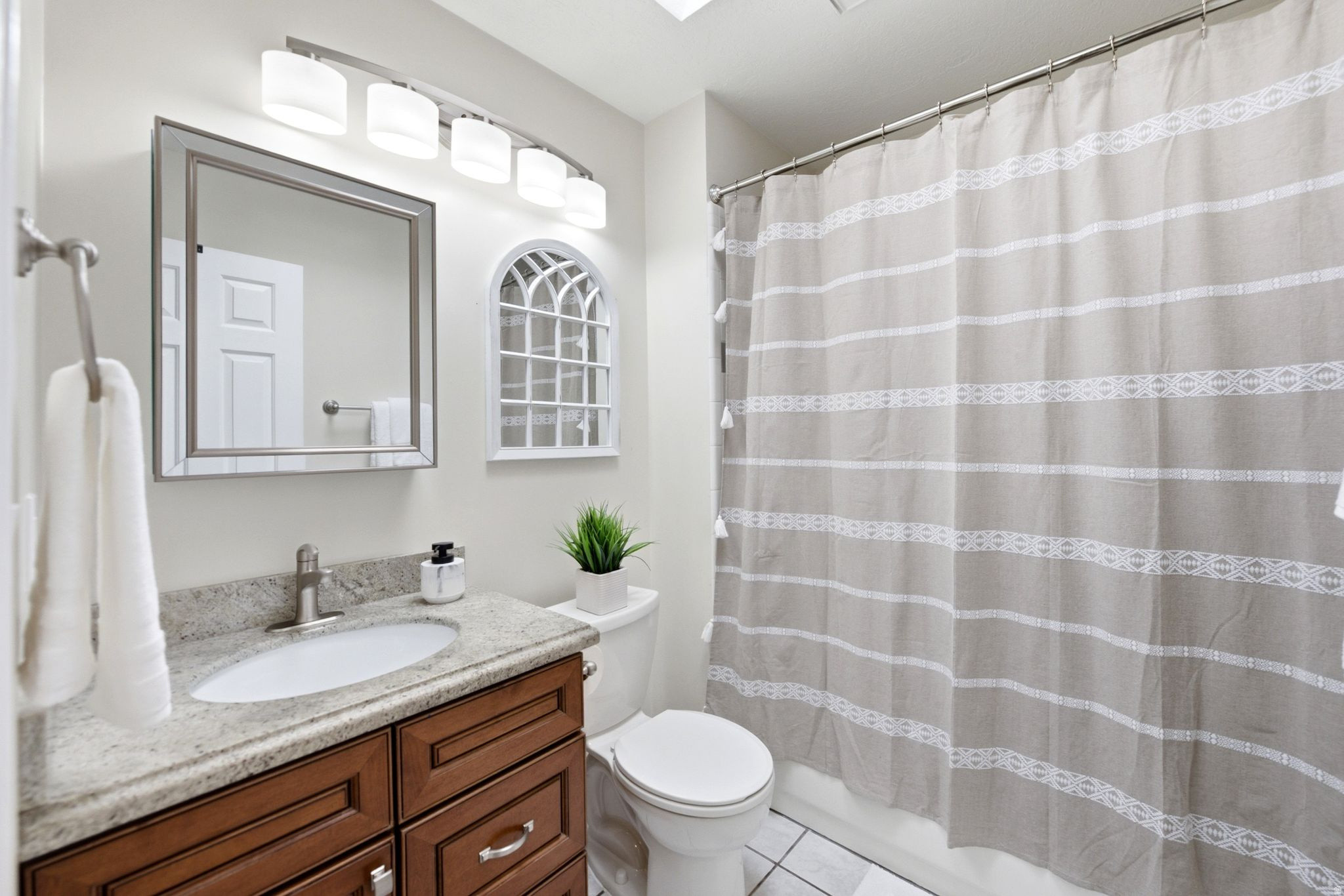 EASTRIDGE - Residential