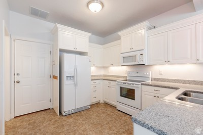 BRIDGERLAND MEADOWS - Residential