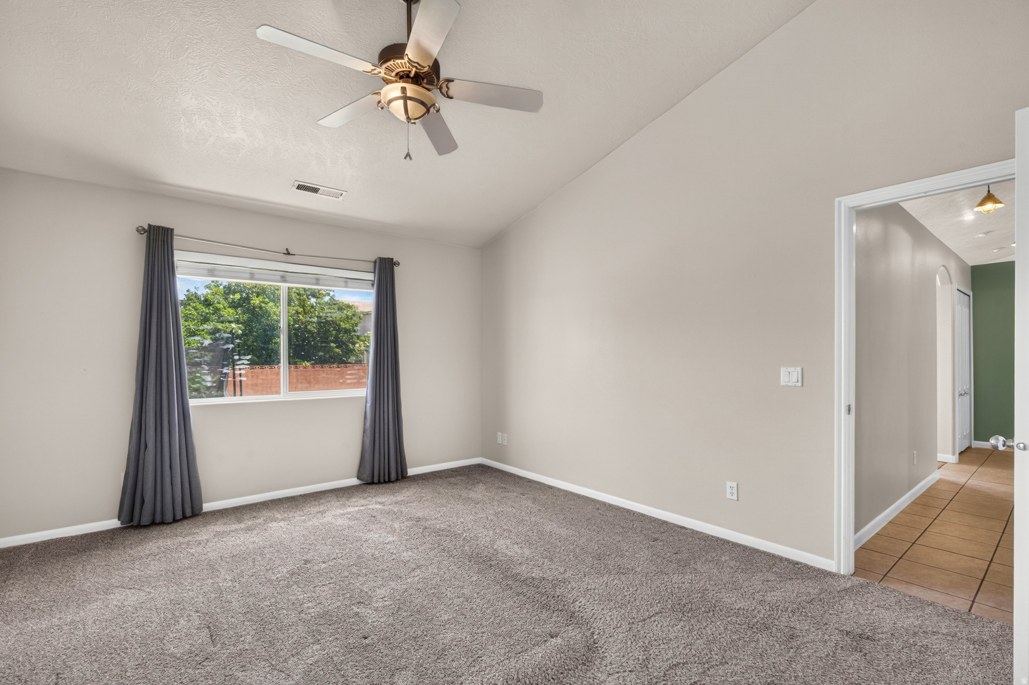 CANYON TERRACE - Residential