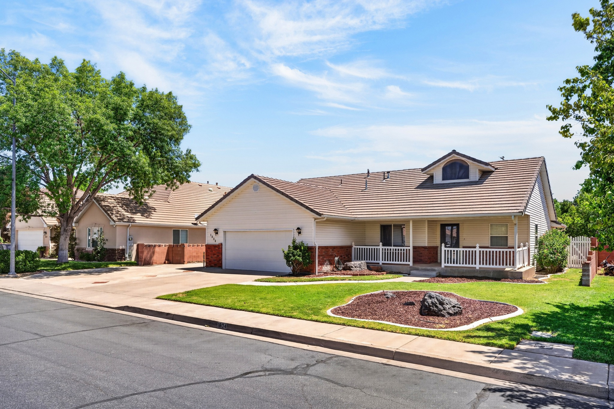 CANYON TERRACE - Residential