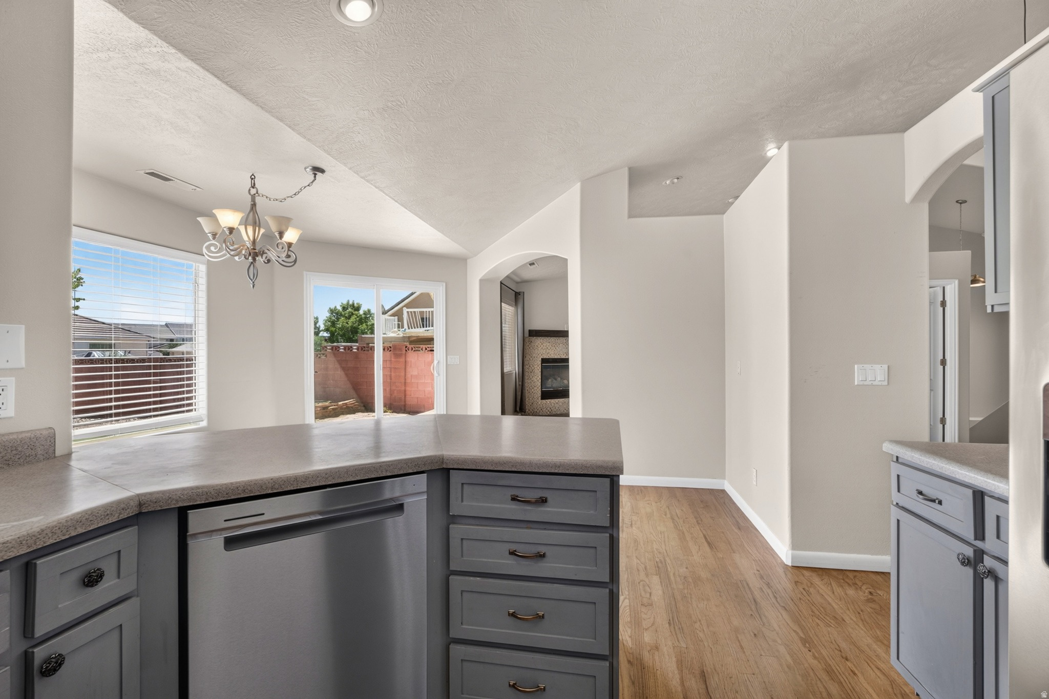 CANYON TERRACE - Residential