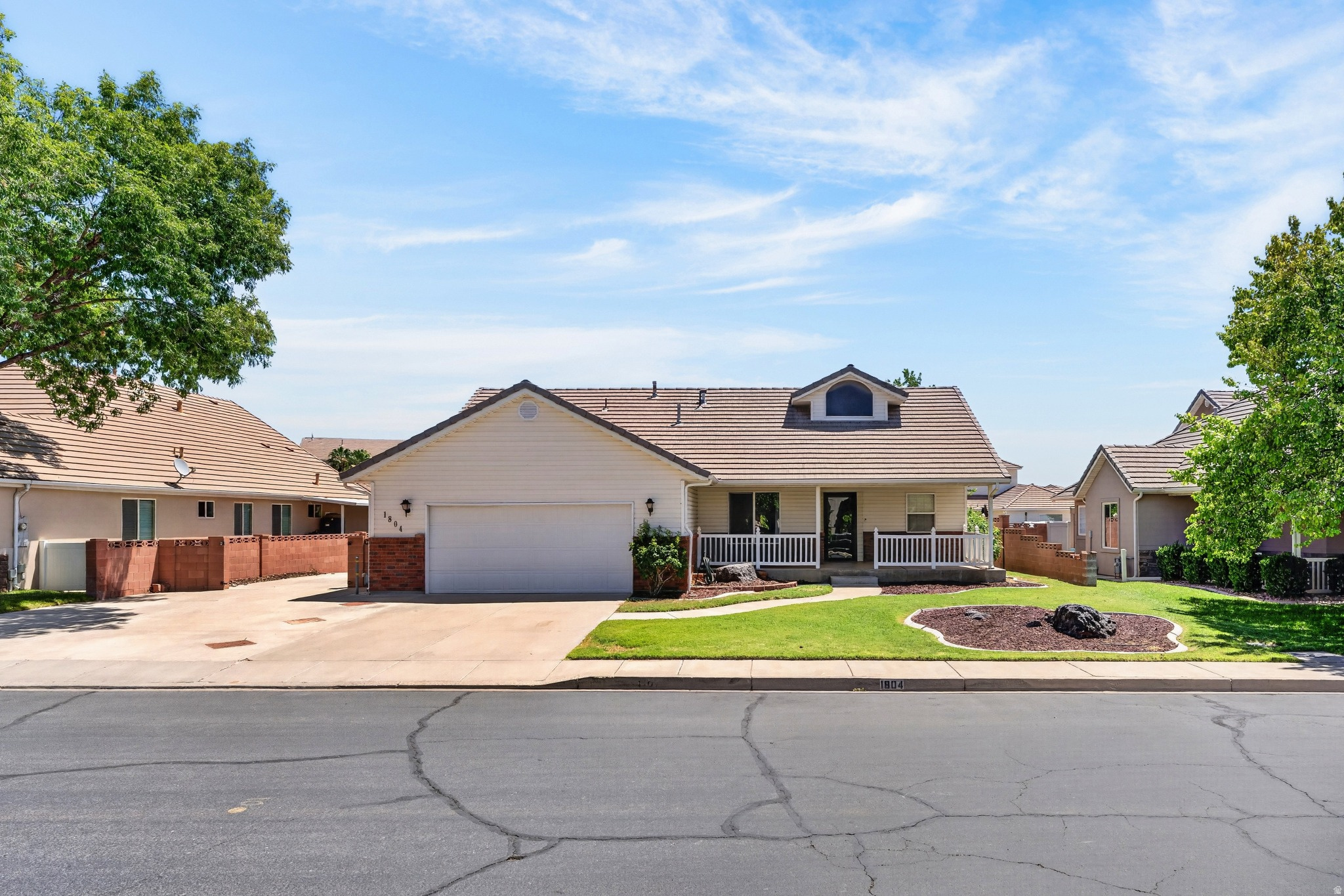 CANYON TERRACE - Residential