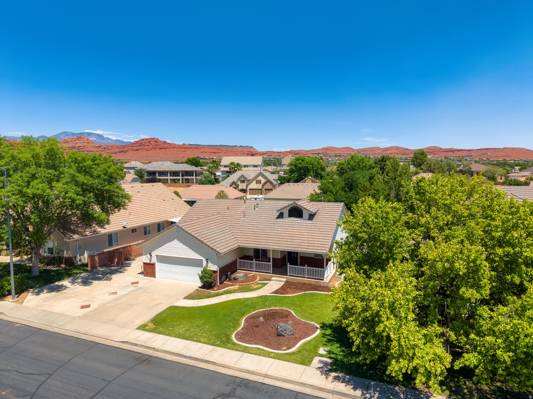 CANYON TERRACE - Residential