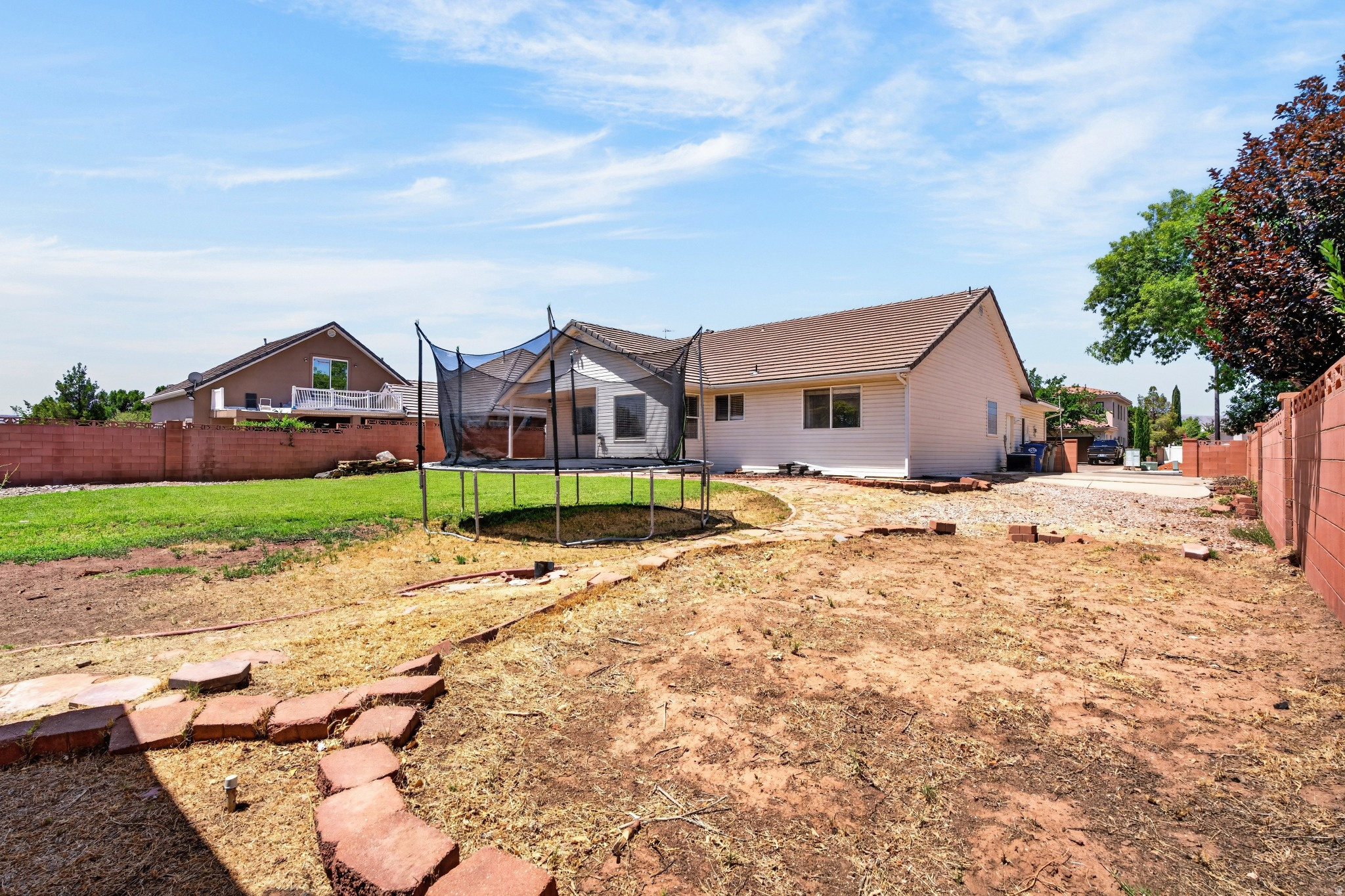 CANYON TERRACE - Residential