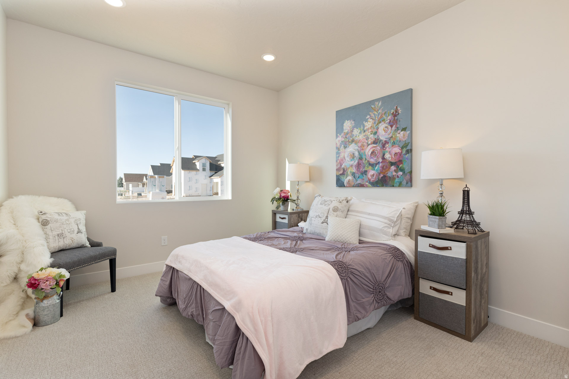 EQUESTRIAN POINTE - Residential