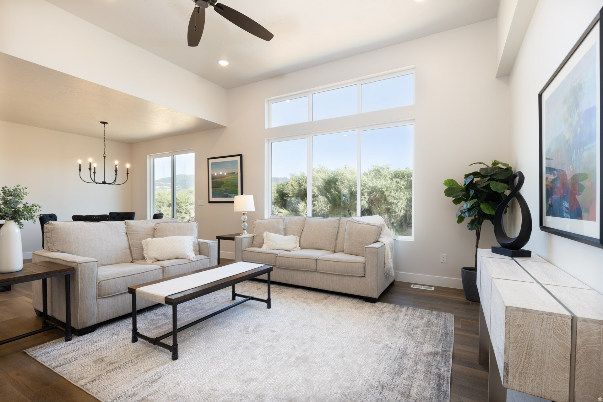EQUESTRIAN POINTE - Residential