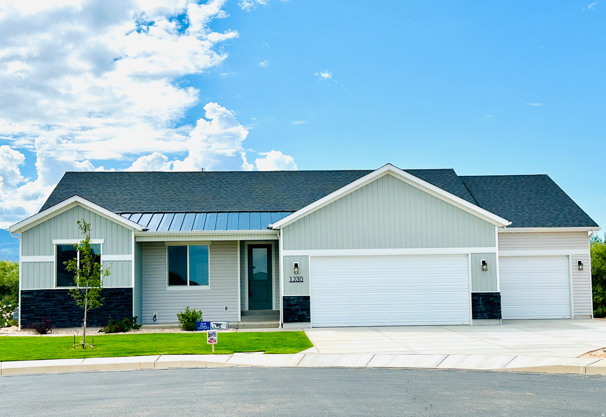 Brand-new Choice Builders home in the Equestrian Pointe neighborhood of Cedar City. This spacious 3-bedroom, 2-bathroom residence features a generous living room and a full unfinished basement brimming with potential for additional living areas. In the Equestrian Pointe community, you'll enjoy access to two community playgrounds, a 17-acre recreational area, complete with pickleball and basketball courts, a baseball diamond, pavilions, and restrooms. For equestrian enthusiasts, the community offers a riding arena, stables, and trails weaving throughout. Seize this rare chance to own one of Cedar City's most sought-after homes!