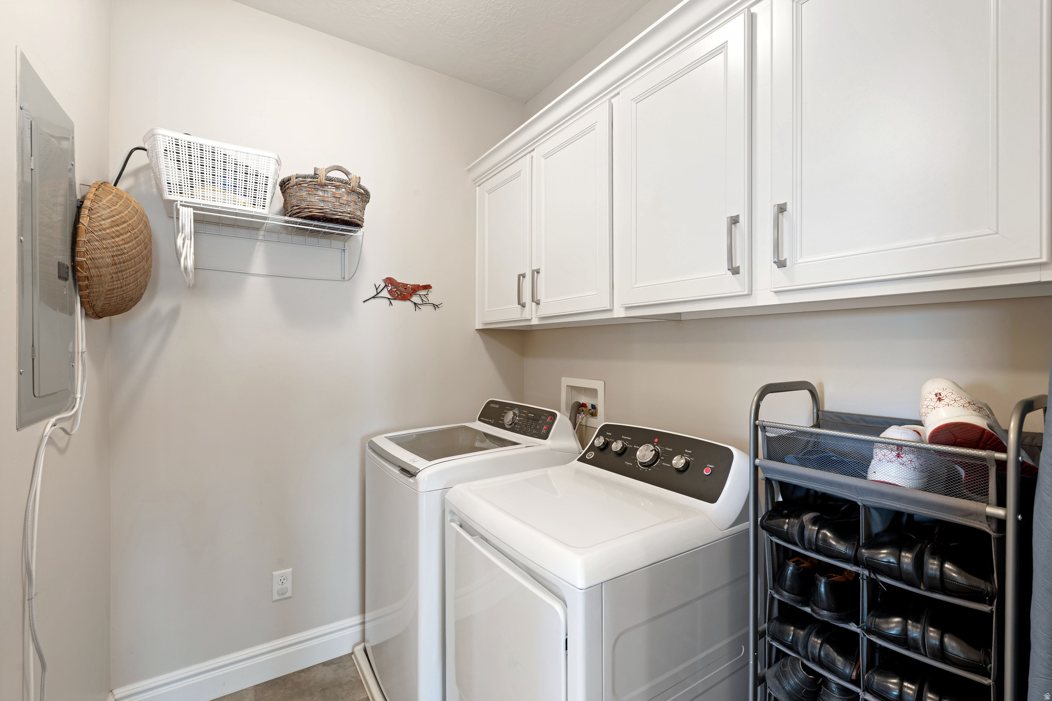 KANTONS AT VILLAGE ON THE GREEN - Residential