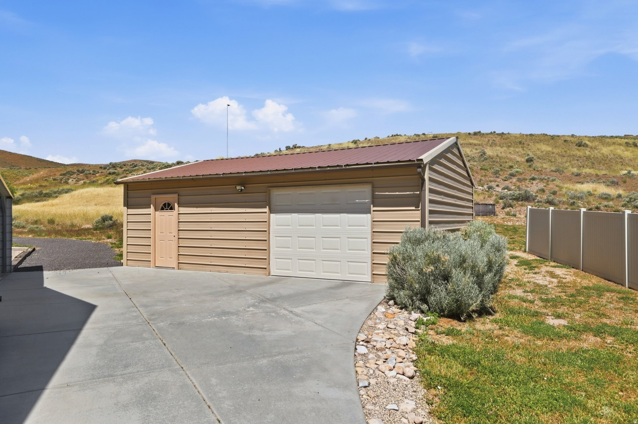 MARBLE HILLS - Residential