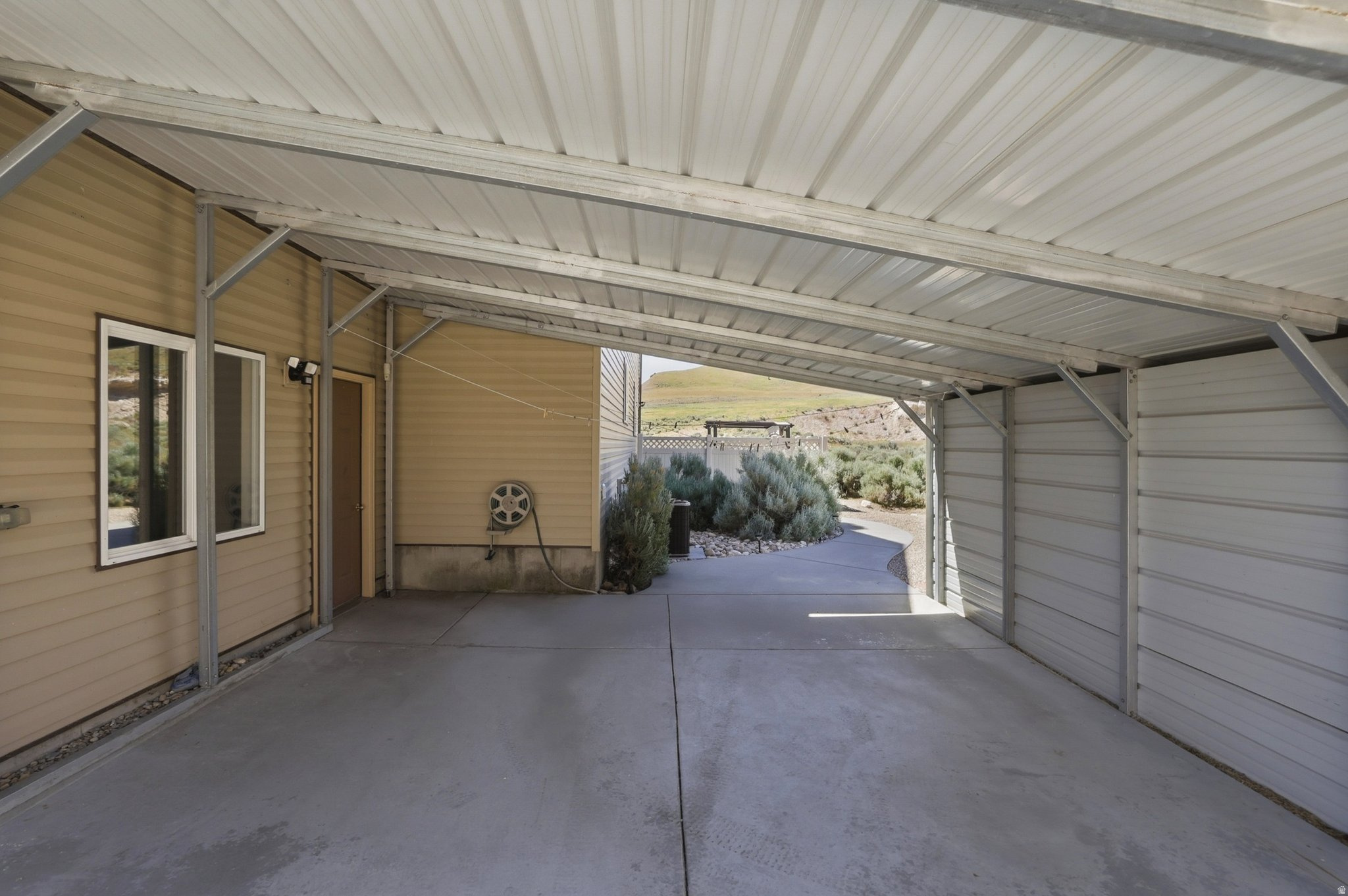 MARBLE HILLS - Residential