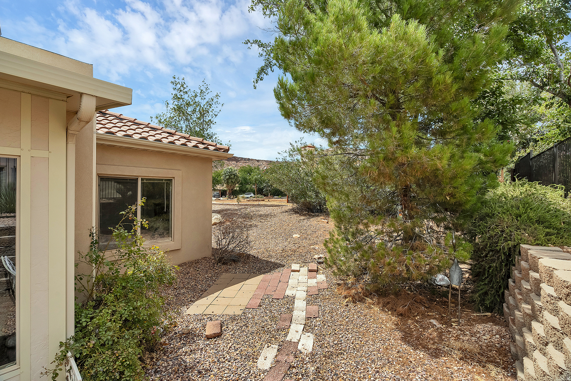 BLOOMINGTON COUNTRY CLUB - Residential
