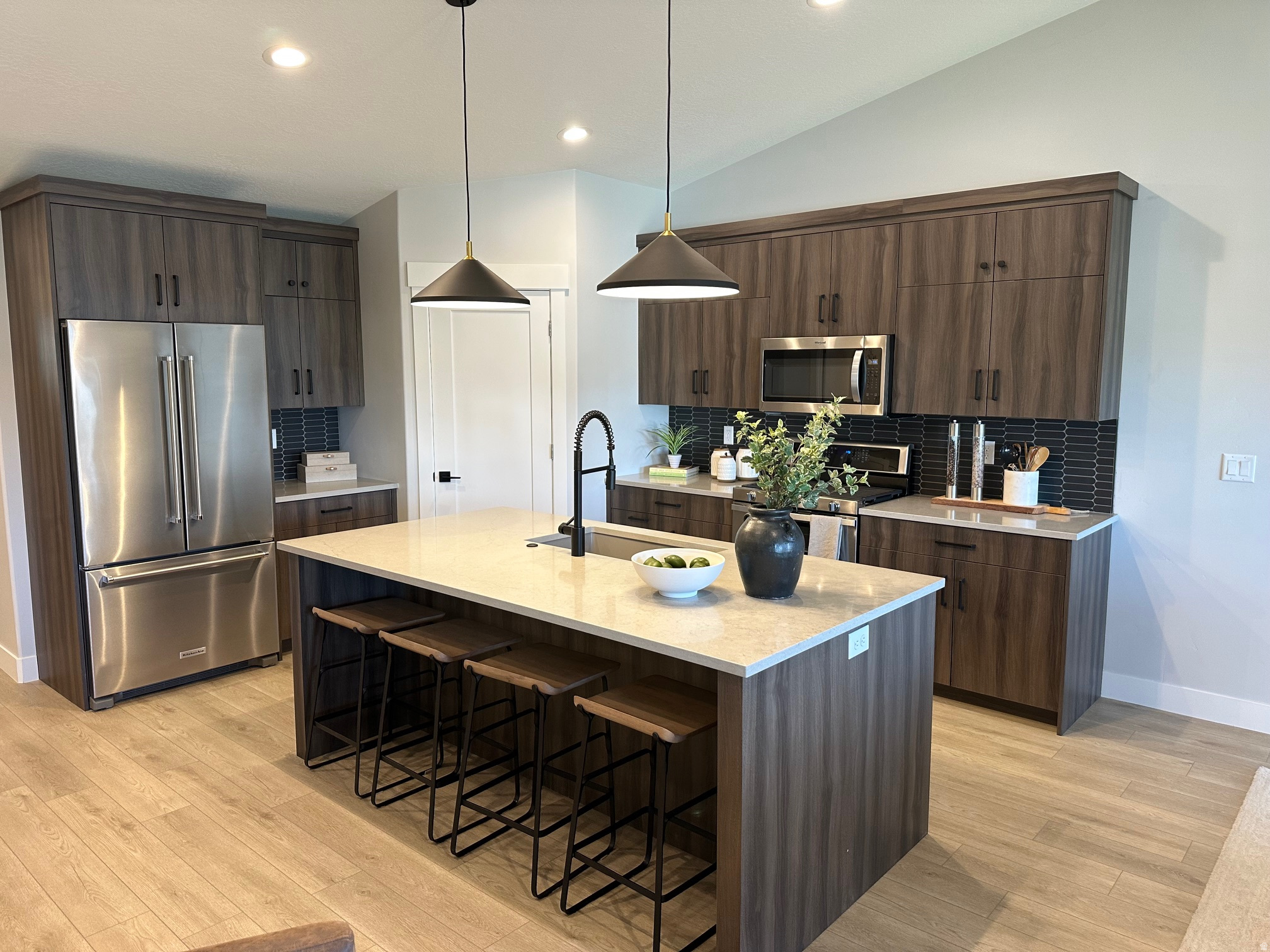 SADIE'S GLENN - Residential