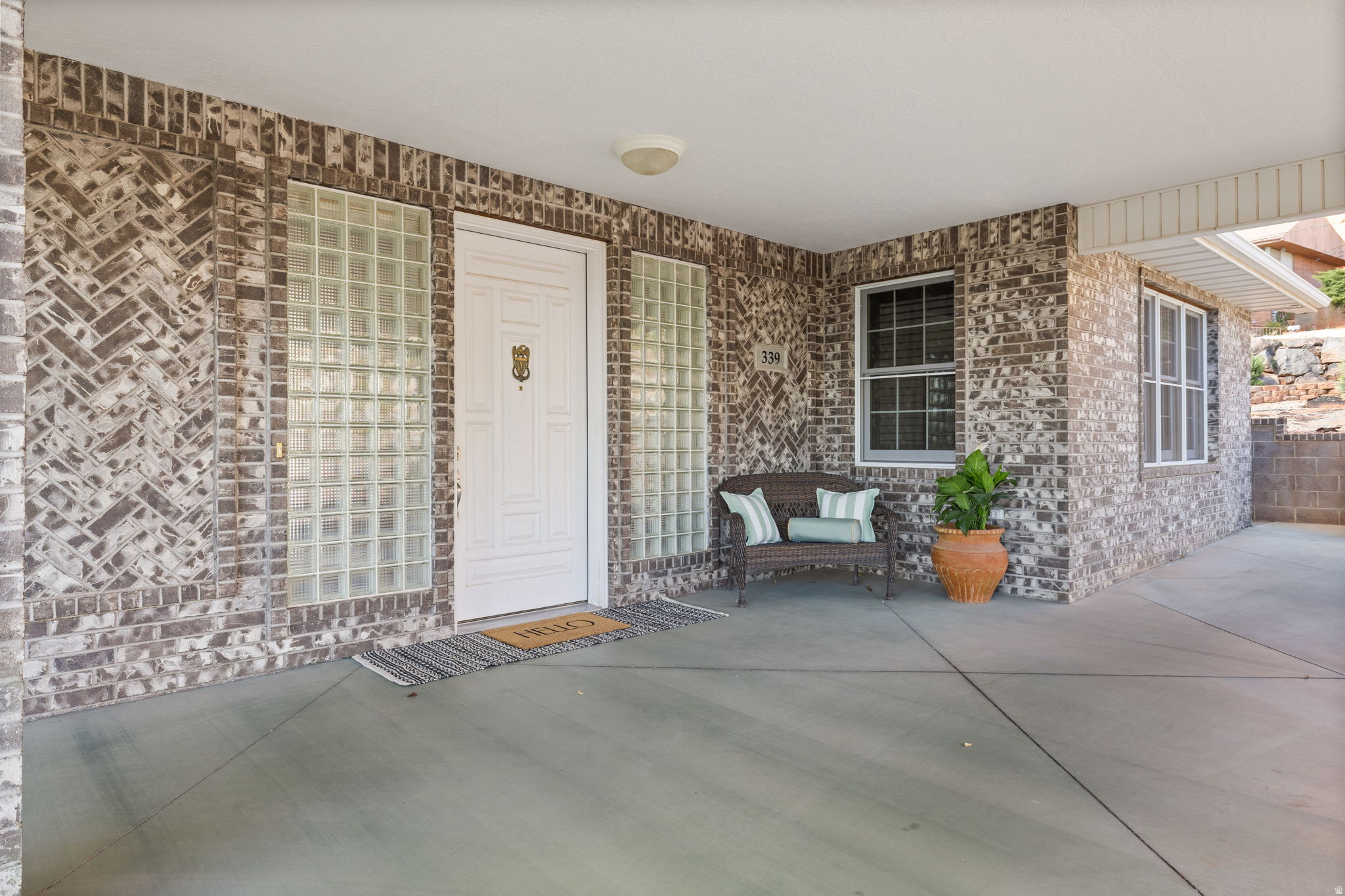 SANDSTONE TERRACE - Residential