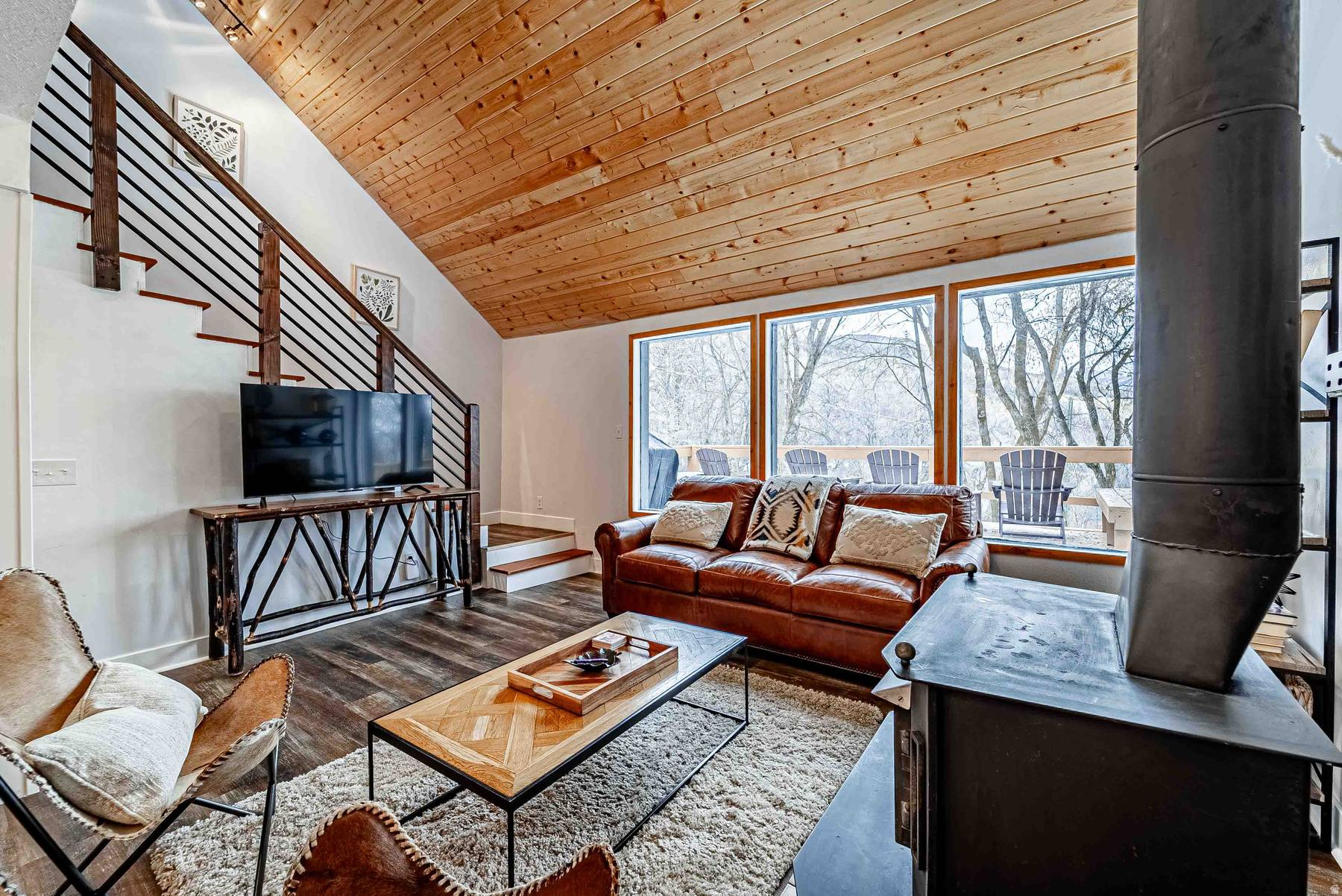 SWISS MOUNTAIN EST - Residential