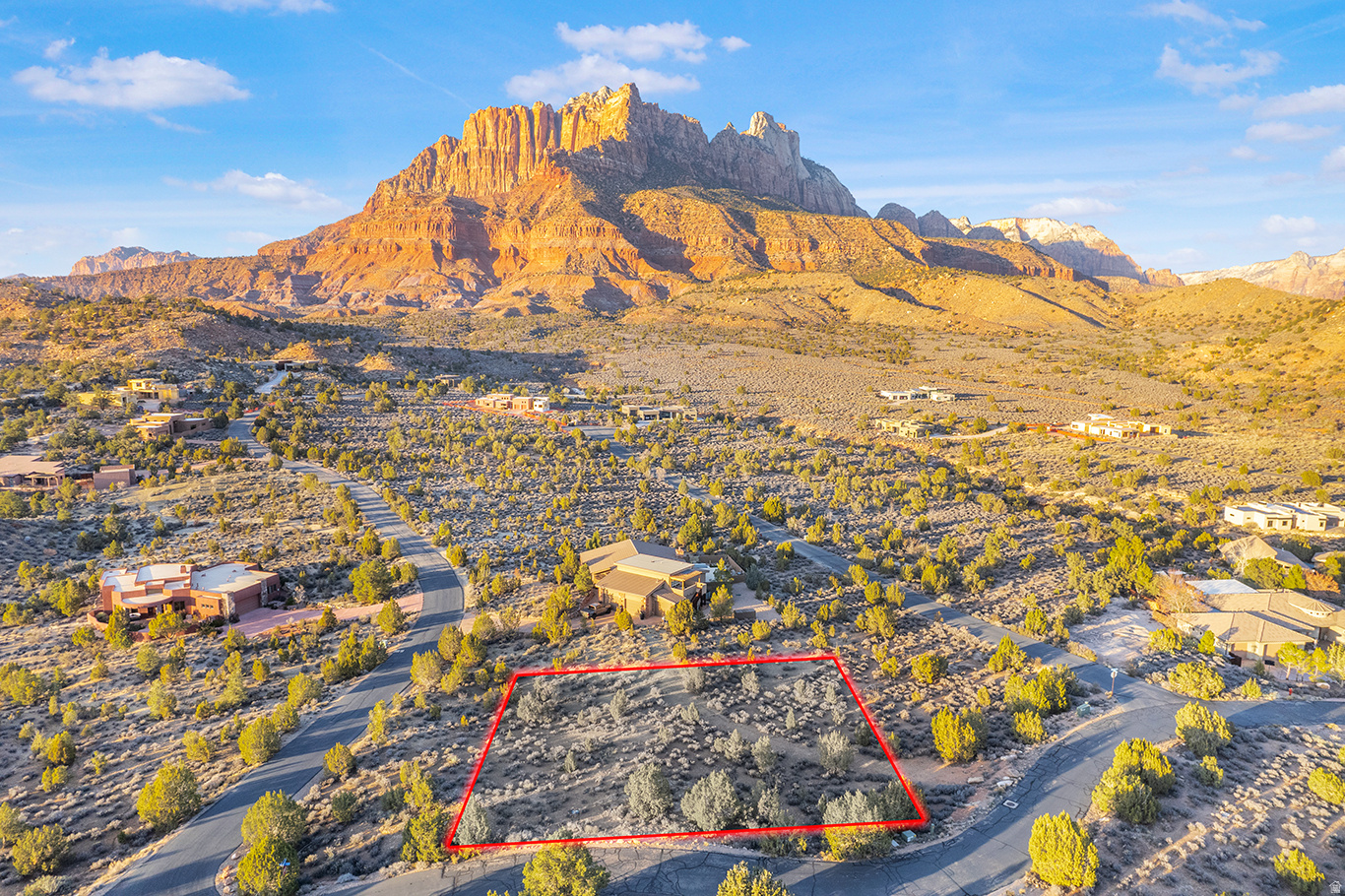 ANASAZI PLATEAU 2 - Land