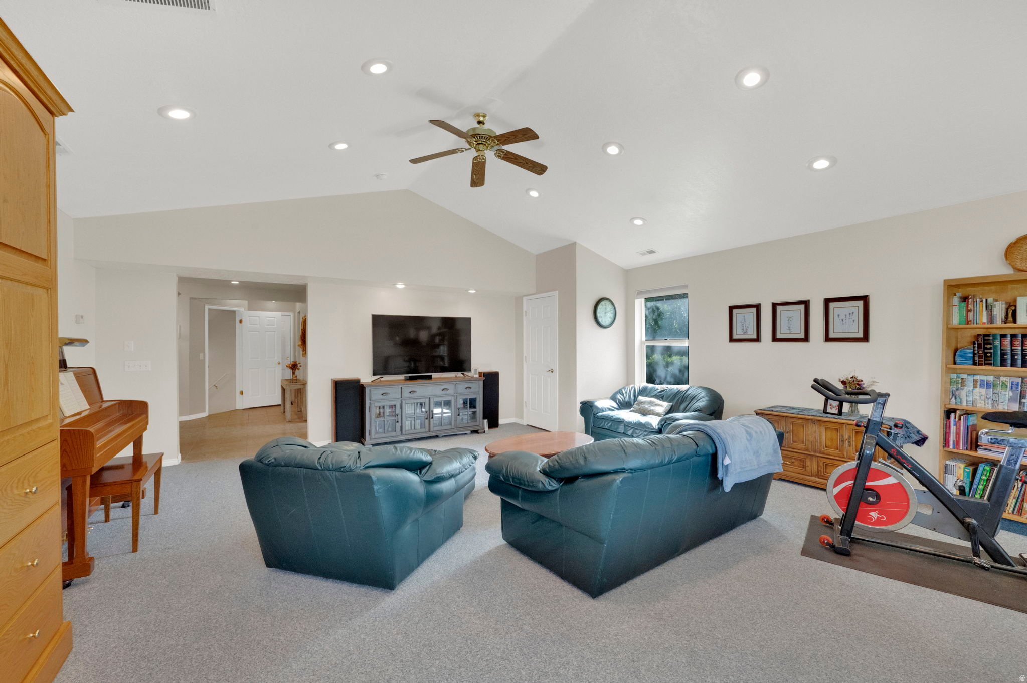 SOUTHWEST RIVER ESTATES - Residential