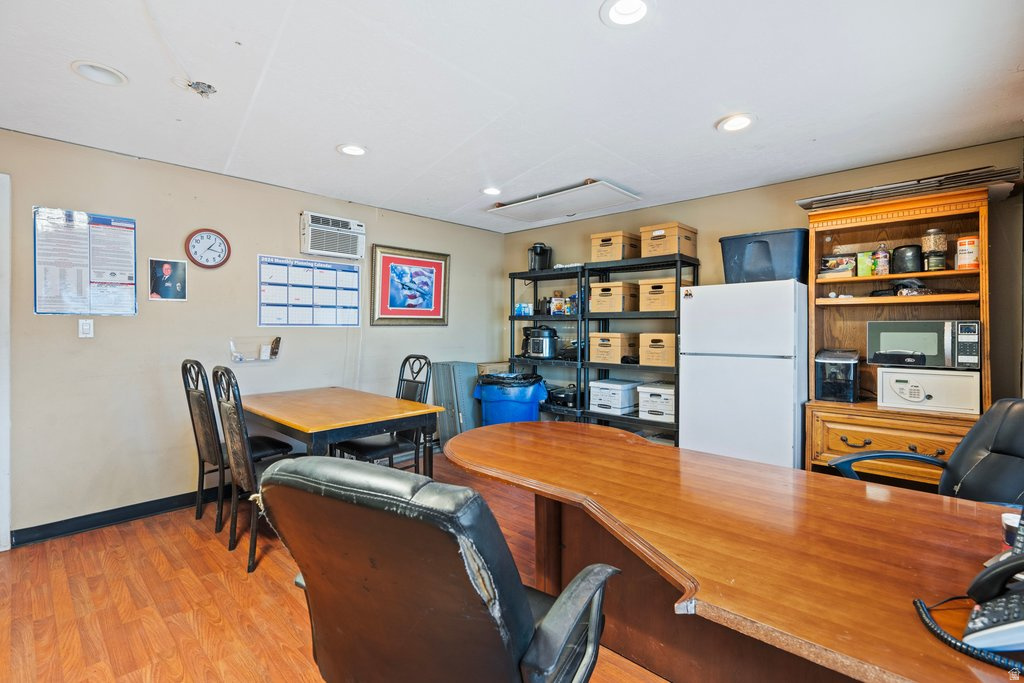 FINLEYS - Commercial Sale