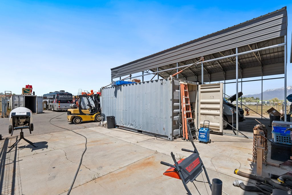 FINLEYS - Commercial Sale