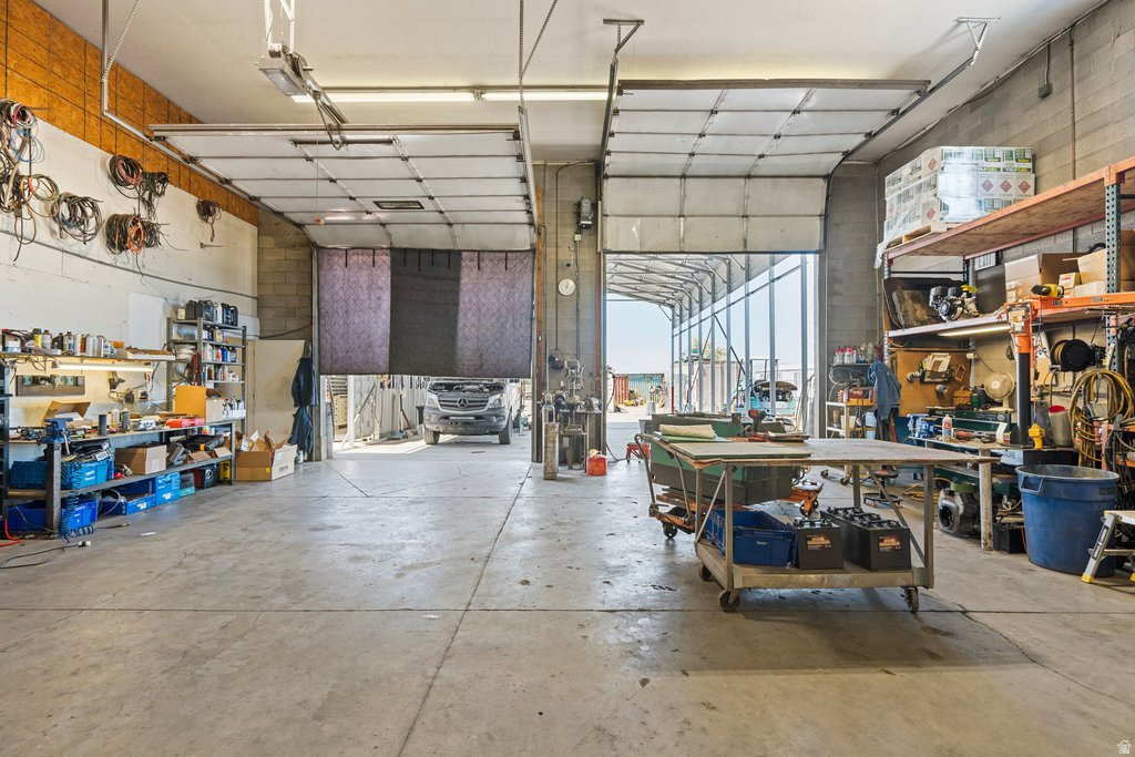 FINLEYS - Commercial Sale