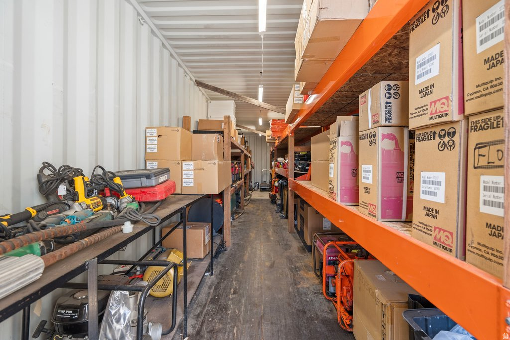 FINLEYS - Commercial Sale