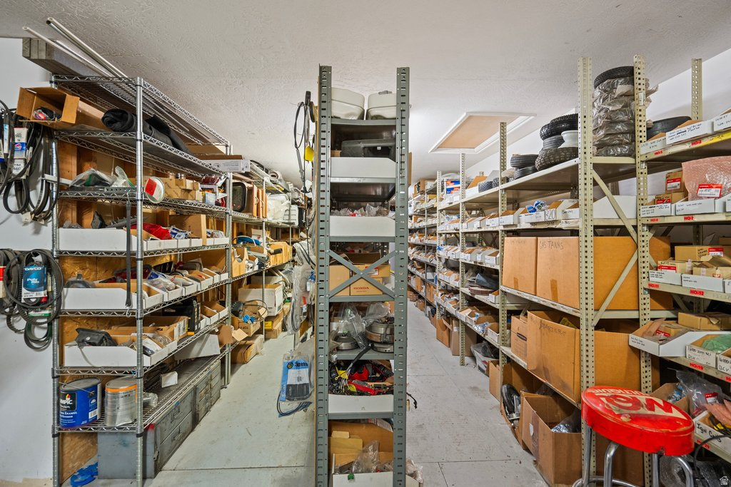 FINLEYS - Commercial Sale
