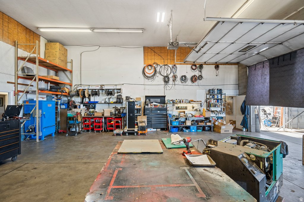 FINLEYS - Commercial Sale